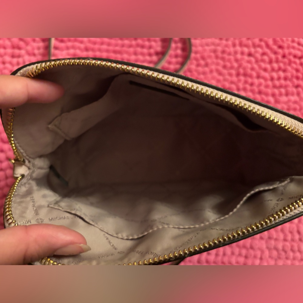 Michael Kors Crossbody Bag - Picture 6 of 7